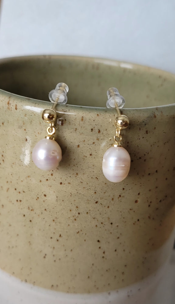 Pearl studs - Dangle